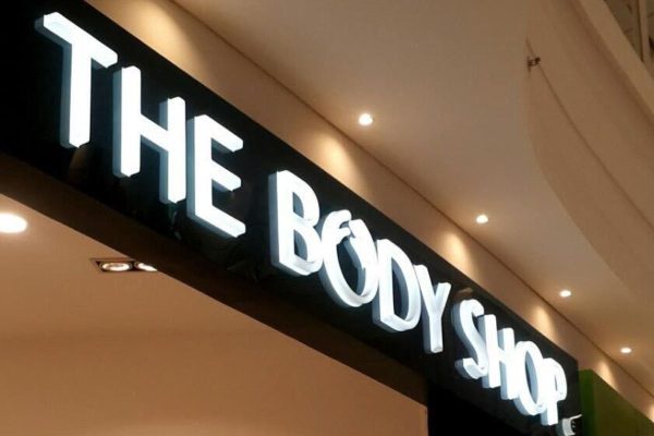 Bảng chữ nổi 3D