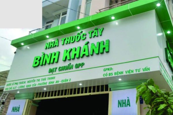 Giá làm bảng hiệu mica