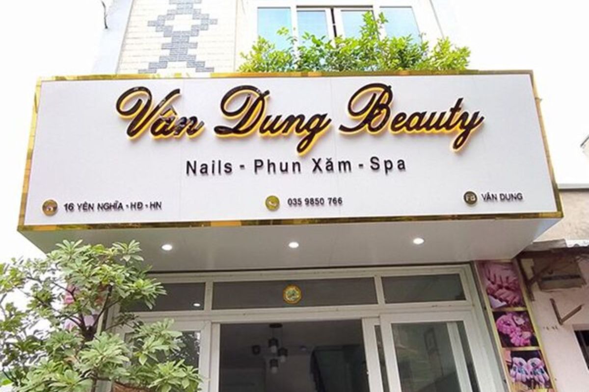 Giá làm bảng hiệu mica cập nhật mới nhất năm 2026 1 Giá làm bảng hiệu mica