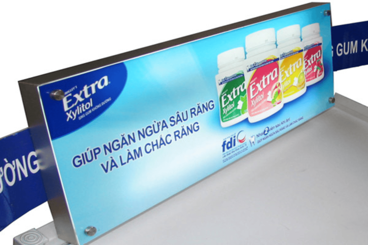hộp đèn quảng cáo Mica
